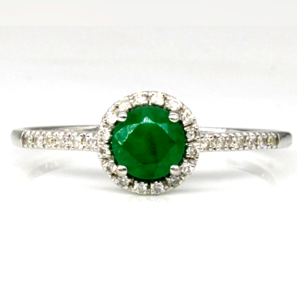 🆕️(6) Round Green .925 SS w Halo Ring